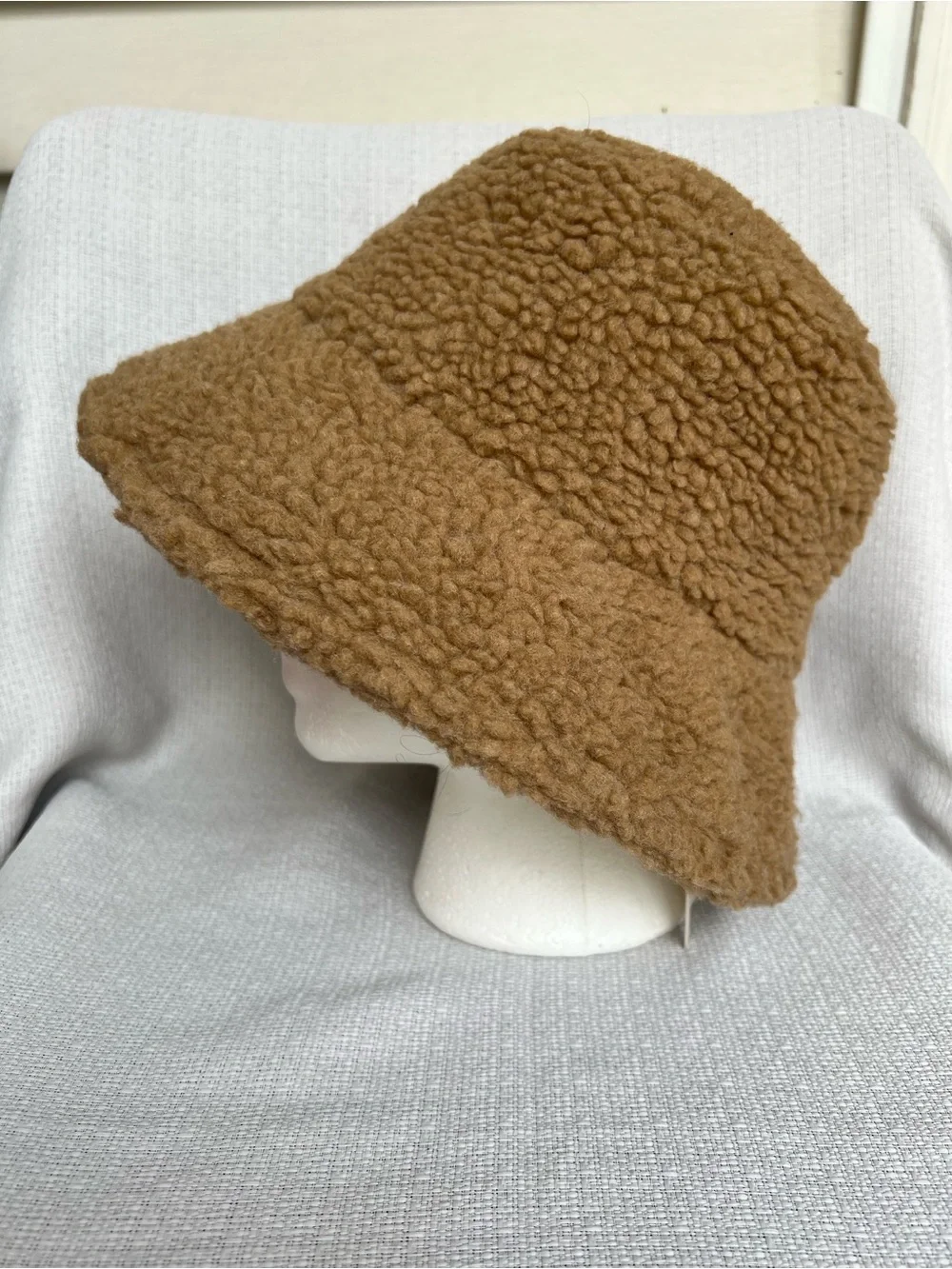 NWT Lack Of Color Camel Sherpa Bucket Hat